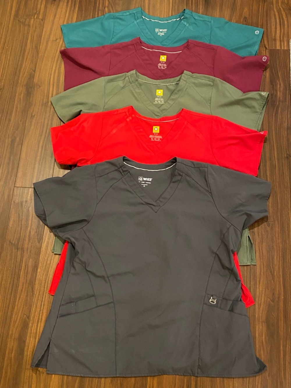 Bundle of 5 WonderWink W123 Scrubs  Women's Modern Fit Scrub Tops Size XL